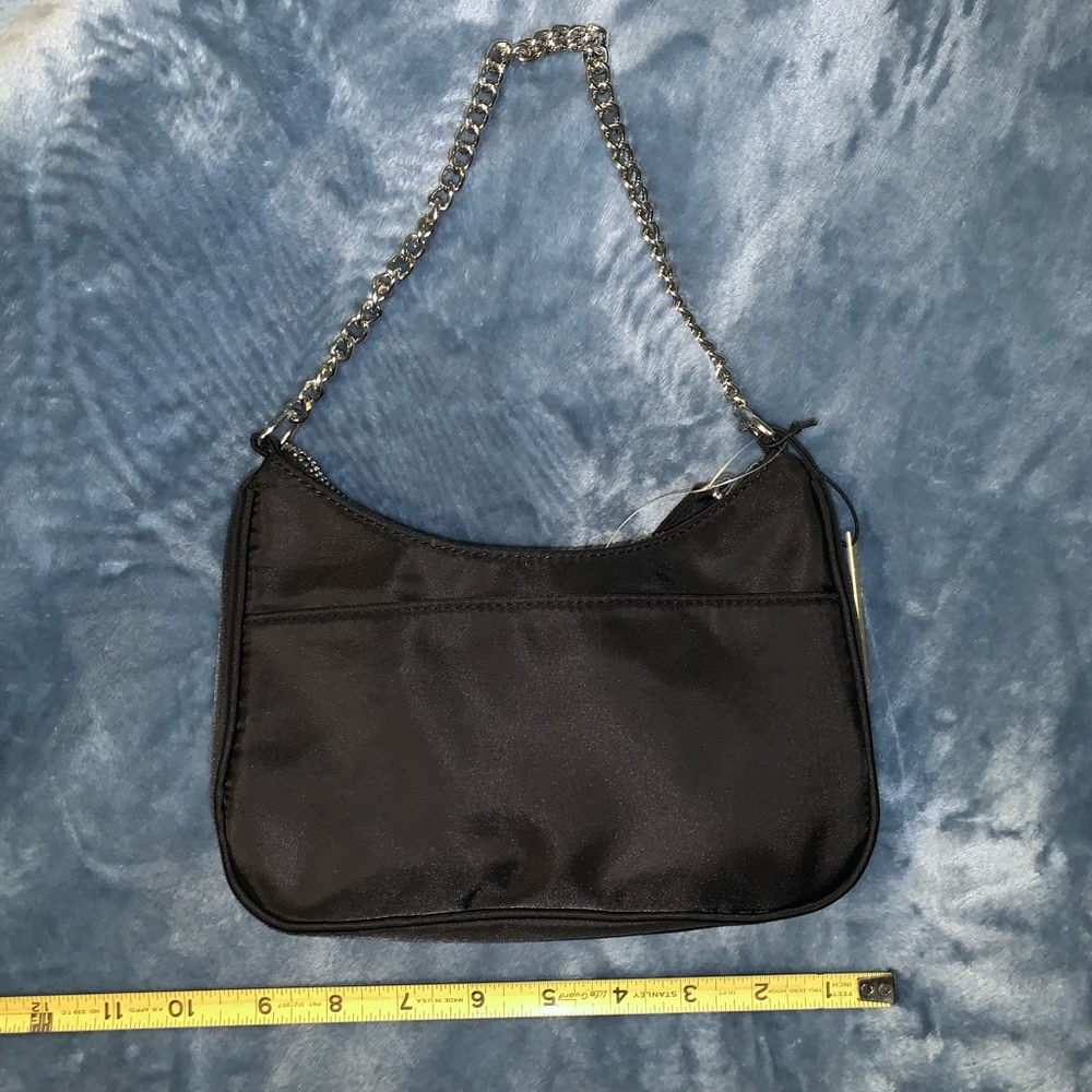 🖤 Forever 21 shoulder bag!
